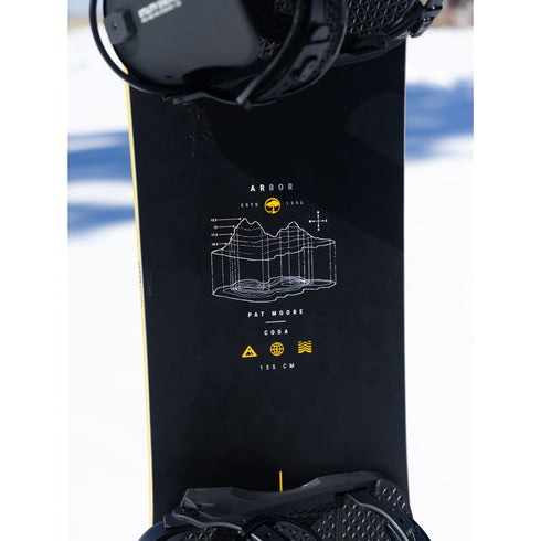 ARBOR Coda Camber Snowboard 2027 by Pat Moore