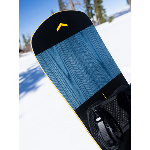 ARBOR Coda Camber Snowboard 2027 by Pat Moore