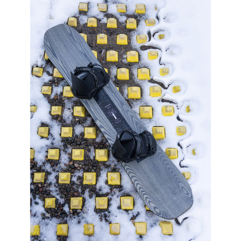 ARBOR Rain Snowboard 2027 by Pat Moore