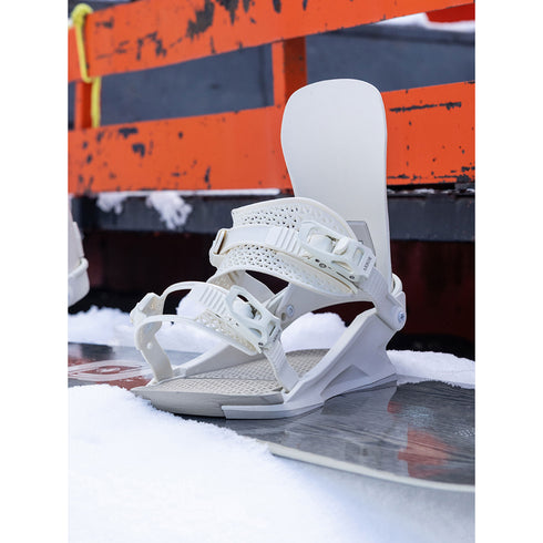 ARBOR Utility Women Snowboardbindung 2027 Marie-France Roy